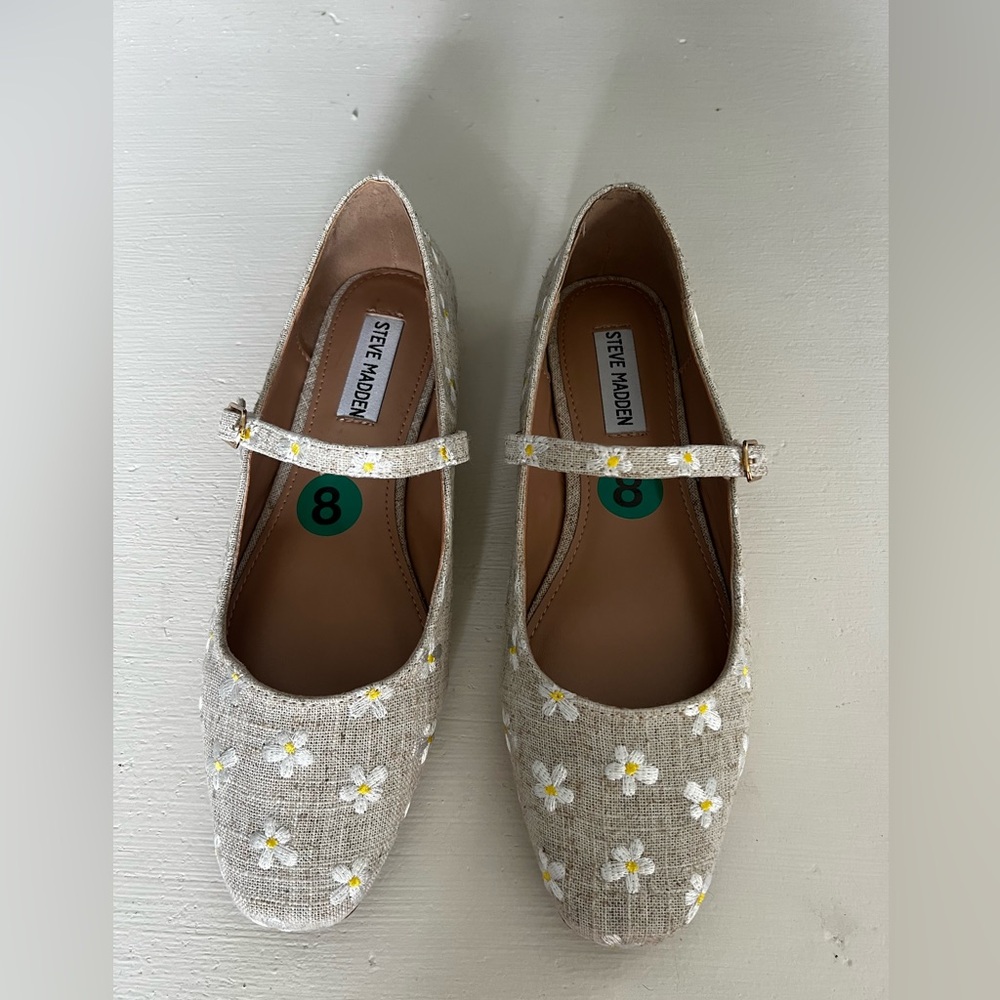 🌼🌼NWOT Steve Madden Linen look Daisy Mary Jane Ballet flats Sz 7.5 & 8.
